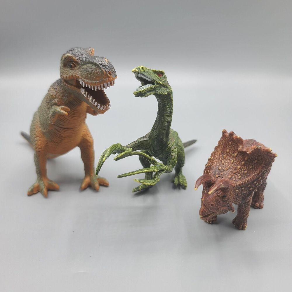 Greenbrier Unbranded Dinosaurs Lot Of 3 Velociraptor Triceratops Trex